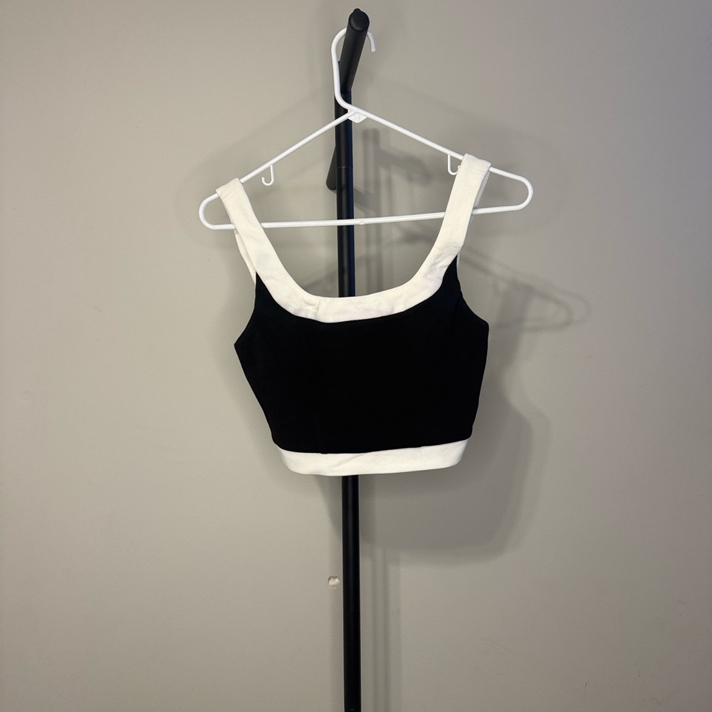 Lulus Black & White Contrast Trim Crop Top | Square Neck | Chic Minimalist Tank